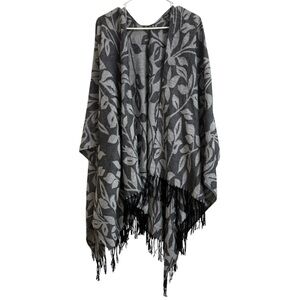 Noelle Shawl Wrap Poncho Black Gray Leaf Design Fringe Hem One Size Fits Most